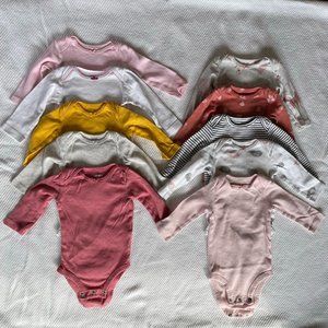 Carter's Baby Girl Long Sleeve Onesie Bodysuit Lot 6 Months